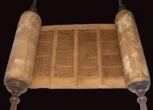 pentateuqe-est-le-nom-donne-a-la-torah-par-les-traducteurs-grecs-(du-grec-pente-cinq-et-teukhos