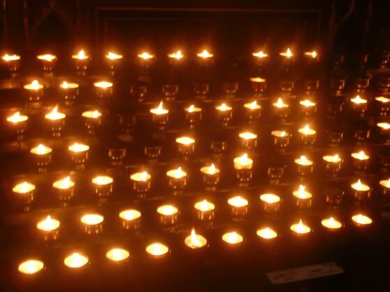 Bougies lumignons église