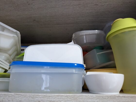 Boîtes en plastique placard